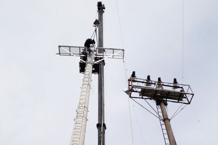 Iluminaci&oacute;n - Estadio de Rocha
