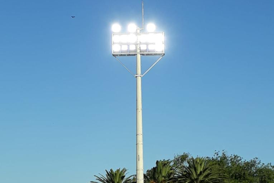 Iluminaci&oacute;n - Estadio de Rocha